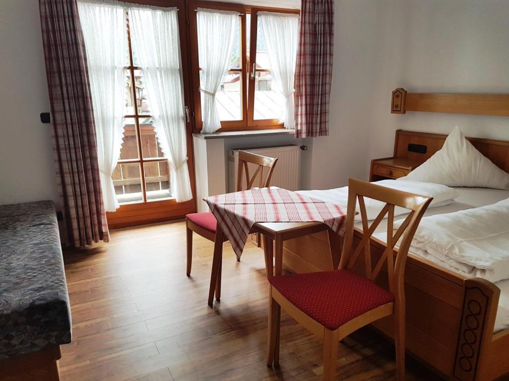 Gasthof Altes Forsthaus Ramsau bei Berchtesgaden Luaran gambar